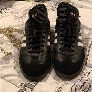 Men’s Adidas sneakers